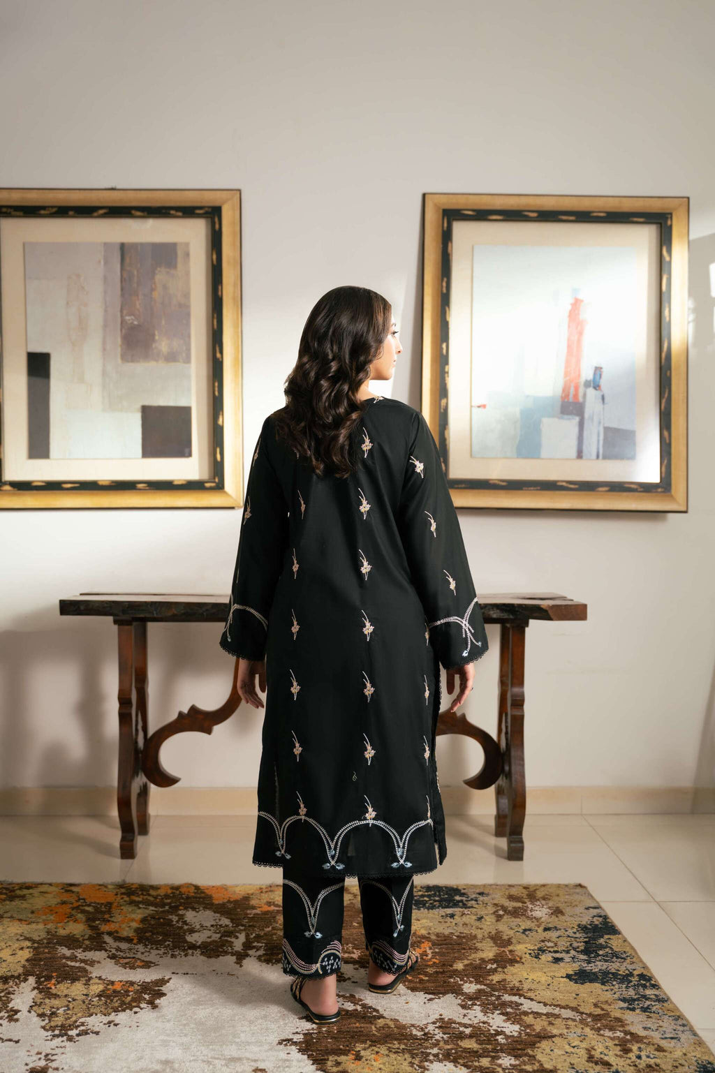 Siyah – Black Embroidered Cotton Two-Piece